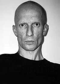 영화배우인 안톤 아다신스키의 대표 이미지