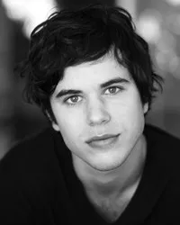 영화배우인 셰인 코피의 대표 이미지