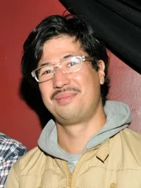 영화감독인 노부 애딜먼의 대표 이미지