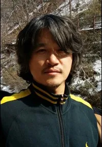 영화감독인 이동하의 대표 이미지