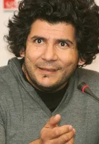 영화배우인 파블로 핀토의 대표 이미지