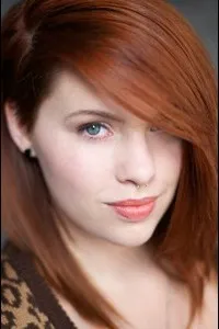 영화배우인 한나 휴스의 대표 이미지