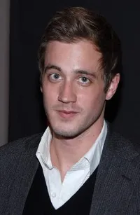 영화감독인 알렉산더 포의 대표 이미지