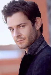 영화배우인 이안 언터먼의 대표 이미지