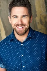 영화배우인 세스 카셀의 대표 이미지