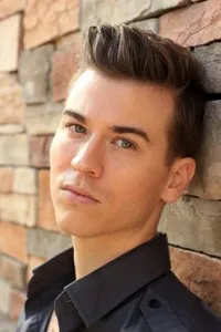 영화배우인 제이 길레스피의 대표 이미지