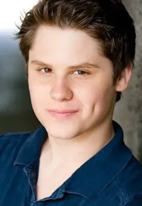 영화배우인 맷 샤이블리의 대표 이미지