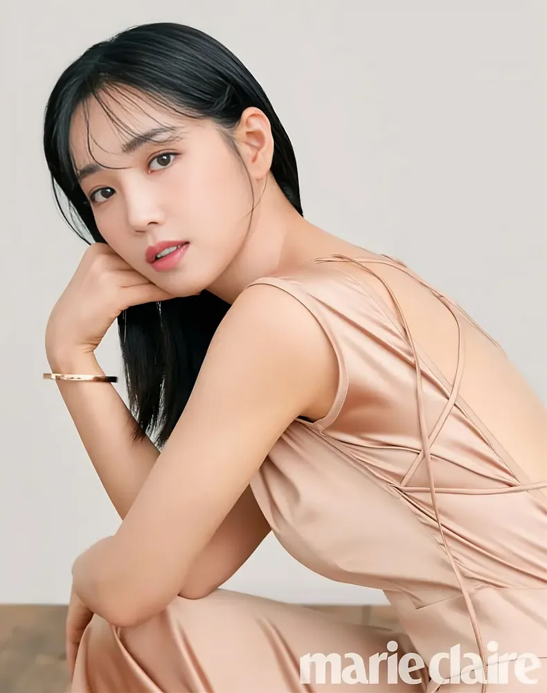 탤런트, 영화배우인 이유리의 대표 이미지