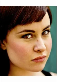 영화배우인 토미-앰버 피리의 대표 이미지