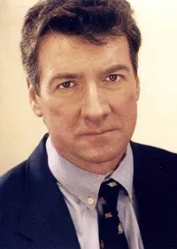 영화배우인 켈리 맥크래켄의 대표 이미지