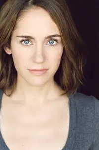 영화배우인 엘리자베스 슈미트의 대표 이미지