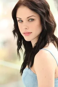 영화배우인 스테파니 베넷의 대표 이미지