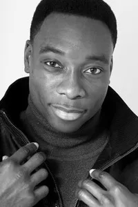 영화배우인 벤틀리 칼루의 대표 이미지