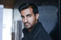 영화배우인 파리드 야즈다니의 대표 이미지