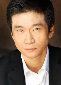 영화배우인 유진 킴의 대표 이미지