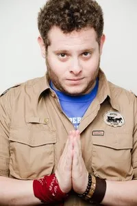 영화배우인 브렌트 타놀의 대표 이미지