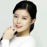 영화배우인 강두리의 대표 이미지