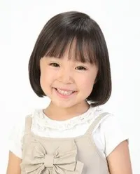 영화배우인 아라이 미우의 대표 이미지
