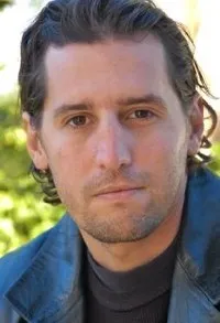 영화배우인 배리 피네건의 대표 이미지