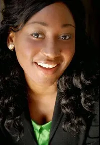 영화배우인 므봉 아마타의 대표 이미지