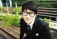 편집감독인 사연동의 대표 이미지