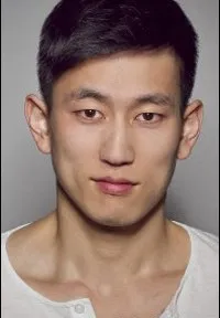 영화배우인 제이크 초이의 대표 이미지