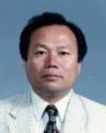 대학교수인 신영무의 대표 이미지