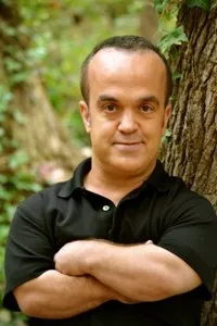 영화배우인 아론 빌너의 대표 이미지