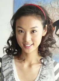 영화배우인 정아문의 대표 이미지