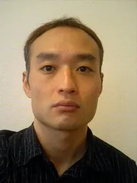 영화감독인 하야이 토루의 대표 이미지