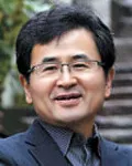 대학교수인 한필원의 대표 이미지