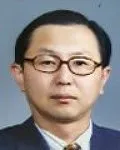 대학교수인 윤기병의 대표 이미지