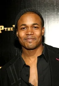 영화배우인 션 릭스의 대표 이미지