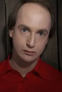 영화배우인 니키타 타라소프의 대표 이미지