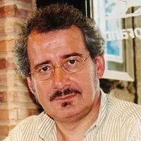 영화감독인 사비에르 베르무데스의 대표 이미지