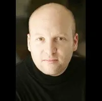 각본, 감독인 자크 펜의 대표 이미지