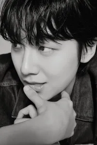 영화배우, 탤런트인 성유빈의 대표 이미지