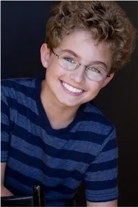 영화배우인 숀 지암브론의 대표 이미지