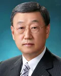 기업인, (전직)대학교수인 박용현의 대표 이미지