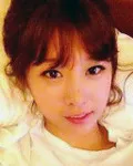 모델인 손성아의 대표 이미지