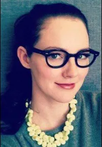 영화제작자인 써머 벨사의 대표 이미지