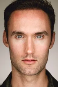 영화배우인 코리 맥킨토시의 대표 이미지