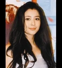 영화배우인 이심애의 대표 이미지