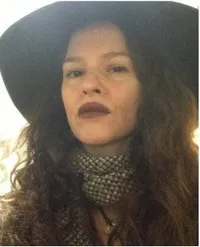 영화제작자인 제니퍼 엘스터의 대표 이미지