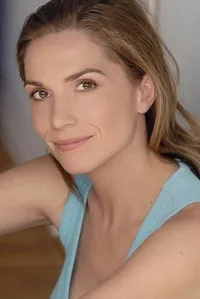 영화배우인 제네비브 헤그니의 대표 이미지