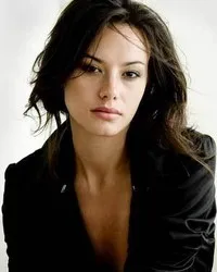 영화배우인 사라 드사쥬의 대표 이미지