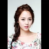 탤런트인 유예빈의 대표 이미지