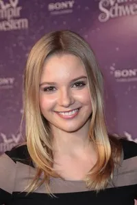 영화배우인 마르타 마르틴의 대표 이미지