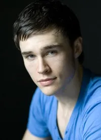 영화배우인 샘 언더우드의 대표 이미지