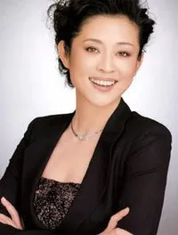 영화배우인 예평의 대표 이미지